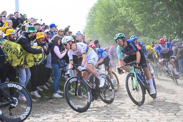 Paris - Roubaix Hauts-de-France 2026 Cycling Race ROUBAIX, FRANCE - APRIL 12 : Pogacar Tadej (SLO) of UAE Team Emirates XRG in action during the 123rd edition of Paris - Roubaix Hauts-de-France an UCI World Tour 1.UWT one day cycling road race for Men Elite of 258 km with start in Compiegne and finish in Roubaix on April 12, 2026 in Roubaix, France, 12 04 2026 ( Motordriver Kenny Verfaillie - Roubaix France  Copyright: xVincentxKalutx