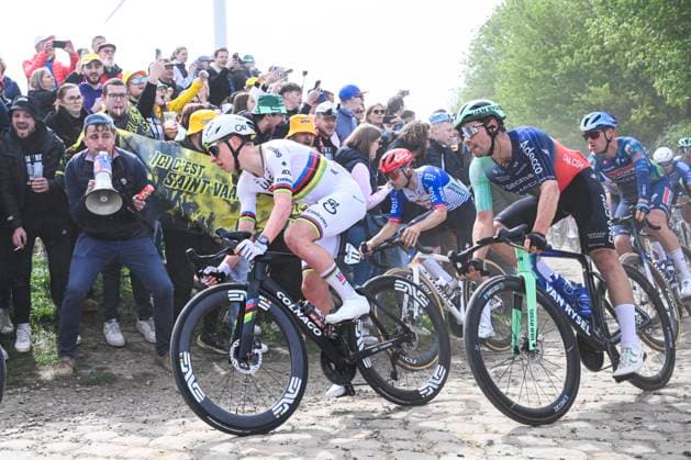 Paris - Roubaix Hauts-de-France 2026 Cycling Race ROUBAIX, FRANCE - APRIL 12 : Pogacar Tadej (SLO) of UAE Team Emirates XRG in action during the 123rd edition of Paris - Roubaix Hauts-de-France an UCI World Tour 1.UWT one day cycling road race for Men Elite of 258 km with start in Compiegne and finish in Roubaix on April 12, 2026 in Roubaix, France, 12 04 2026 ( Motordriver Kenny Verfaillie - Roubaix France  Copyright: xVincentxKalutx