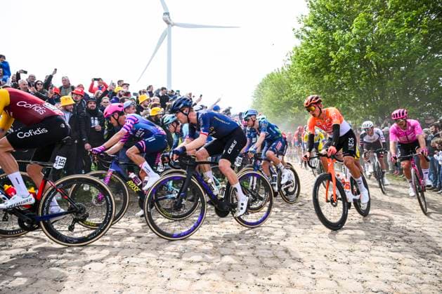 Paris - Roubaix Hauts-de-France 2026 Cycling Race ROUBAIX, FRANCE - APRIL 12 : Wright Fred (GBR) of Pinarello Q36.5 Pro Cycling Team Alpecin - Deceuninck during the 123rd edition of Paris - Roubaix Hauts-de-France an UCI World Tour 1.UWT one day cycling road race for Men Elite of 258 km with start in Compiegne and finish in Roubaix on April 12, 2026 in Roubaix, France, 12 04 2026 ( Motordriver Kenny Verfaillie - Roubaix France  Copyright: xVincentxKalutx