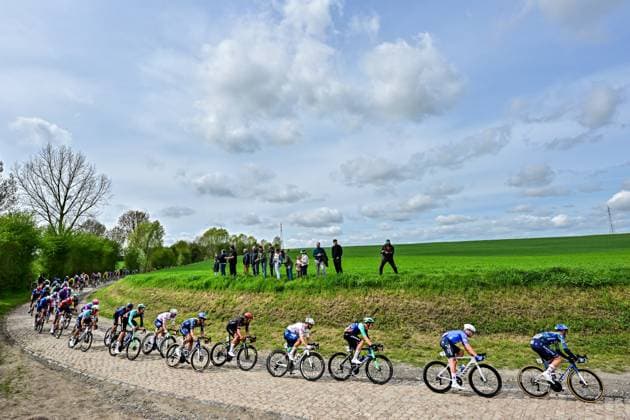 Belgian Dries Van Gestel of Soudal Quick-Step, French Florian Senechal of Alpecin-Premier Tech, Belgian Sander De Pestel of Decathlon CMA CGM Team, French Anthony Turgis of Team TotalEnergies, Austrian Marco Haller of Tudor Pro Cycling Team and Belgian Jasper Stuyven of Soudal Quick-Step pictured in action during the men s Paris-Roubaix cycling race, Sunday 12 April 2026, around Roubaix, France. The 123rd edition of Paris-Roubaix cycling races will take on Sunday, with the women riding 143,1 km the men riding 258,3 km on Sunday. DIRKxWAEM x170551984x