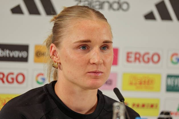 Herzogenaurach, Germany, April 12, 2026 International match preparations for the Womens World Cup qualifier against Austria Press conference in Herzogenaurach Pictured Copyright: HMBxMedia MadeleinexFantini