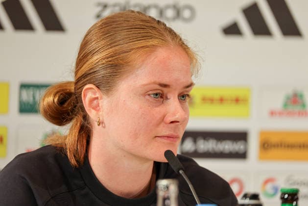 Herzogenaurach, Germany, April 12, 2026 International match preparations for the Womens World Cup qualifier against Austria Press conference in Herzogenaurach Pictured Copyright: HMBxMedia MadeleinexFantini