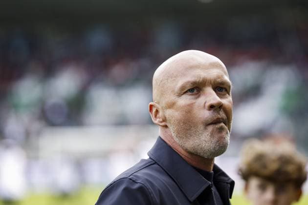 NIJMEGEN - NEC Nijmegen coach Dick Schreuder ahead of the Dutch Eredivisie match between NEC and Feyenoord at De Goffert on April 12, 2026 in Nijmegen, the Netherlands. BAS CZERWINSKI ANP Eredivisie 2025-2026 xVIxANPxSportx xxANPxIVx 555621204 originalFilename: 555621204.jpg
