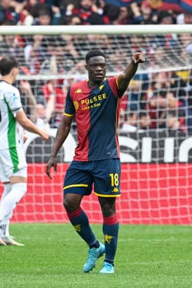 GenoaÕs Caleb Ekuban celebrates after scoring a goal for his team during the Serie A soccer match between Genoa and Sassuolo at the Luigi Ferraris Stadium in Genoa, Italy - Sunday, April 12, 2026. - Soccer .  Copyright: xTanoxPecoraro LaPressex