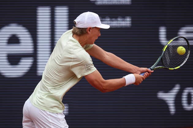 April 12, 2026, Barcelona, Barcelona, Spain: Ethan Quinn of United States in action agaisnt Daniel Medina of Spain in Qualifying match during the second day of the Barcelona Open Banc Sabadell 2026 at Real Club de Tenis Barcelona on April 12, 2026 in Barcelona, Spain. Barcelona Open Banc Sabadell - Conde Godo 2026 Day 2  - ZUMAa181 20260412_zaa_a181_141 Copyright: xJavierxBorregox