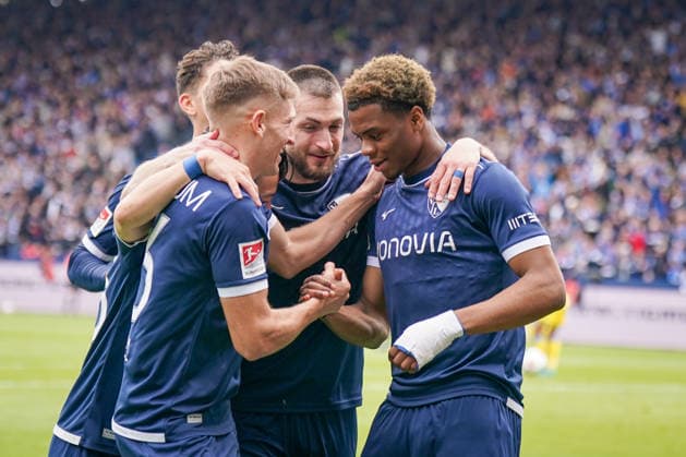 Germany Soccer 2 Bundesliga 2025 2026, 29 Matchday VfL Bochum vs Eintracht Braunschweig Vonovia Ruhrstadion Goal and goal celebration to 3 0 by Farid Alfa Ruprecht VfL Bochum, 29 Joy, emotions, jubilation Copyright: xJOERANxSTEINSIEKx