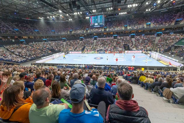Handball Daikin Handball Bundesliga 2025 2026 Handball Sport Verein Hamburg vs THW Kiel Over 11,000 spectators Barclays Arena Hamburg