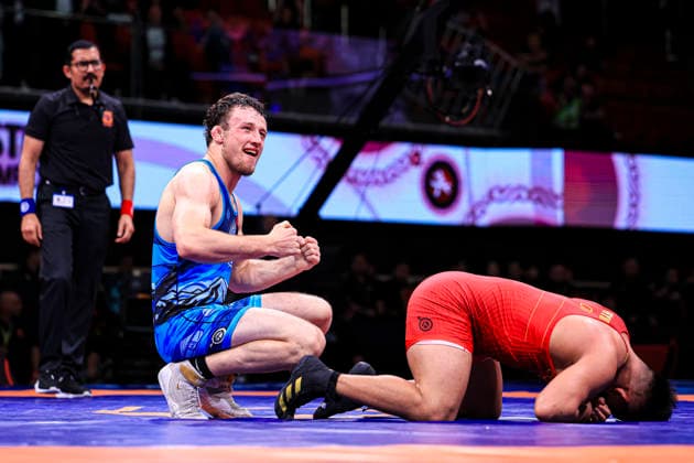 Senior Wrestling Asian Championships 92kg FS Iakov Chaplin KGZ df Hade Ayidusi CHN