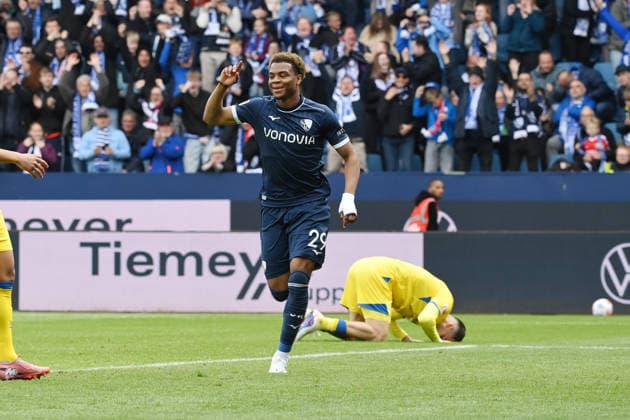 Jubel 3 0 Farid Alfa Ruprecht VfL Bochum 12 04 2026, Fußball 2 Bundesliga, Saison 2025 2026, 29 Spieltag, VfL Bochum Eintracht Braunschweig DFL regulations prohibit any use of photographs as image sequences and or quasi video Bochum Vonovia Ruhrstadion Nordrhein Westfalen Germany Team2