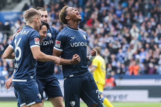 Soccer 2 Bundesliga 29 Matchday VfL Bochum Eintracht Braunschweig on 12 04 2026 at Vonovia Ruhrstadion in Bochum Goal celebration to 3 0 by Farid Alfa Ruprecht Bochum DFL regulations prohibit any use of photographs as image sequences and or quasi video xJRx