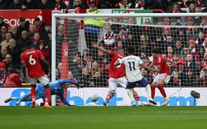 Murillo of Nottingham Forest scores an own goal to give Aston Villa the lead Nottingham Forest v Aston Villa, Premier League, Football, City Ground, Nottingham, UK - 12 Apr 2026Nottingham City Ground United Kingdom EDITORIAL USE ONLY No use with unauthorised audio, video, data, fixture lists, club league logos or live services. Online in-match use limited to 120 images, no video emulation. No use in betting, games or single club league player publications. Copyright: xAnnaxGowthorpe Shutterstockx 16823615p