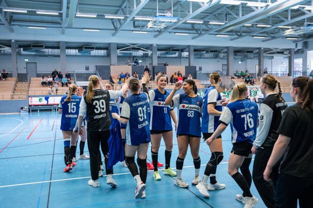 HSG Blomberg Lippe II vs SC SFN Vechta Handball, 3 Liga Nord, Matchday 21, 12 4 2026, Season 2025 2026, Blomberg The players of HSG Blomberg Lippe II during the run-in Blomberg Sporthalle an der Ulmenallee Germany