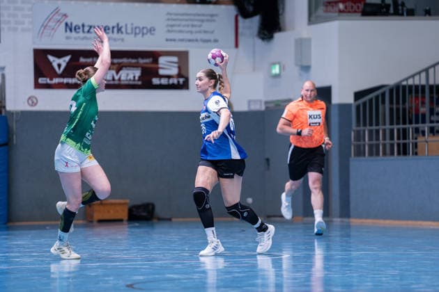 HSG Blomberg Lippe II vs SC SFN Vechta Handball, 3 Liga Nord, Matchday 21, 12 4 2026, Season 2025 2026, Blomberg Alina von Mutius HSG Blomberg Lippe II, 66 at the match setup Blomberg Sporthalle an der Ulmenallee Germany