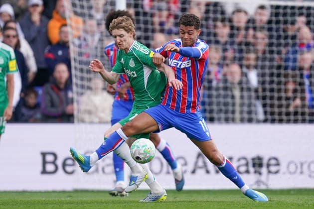 Crystal Palace v Newcastle United, Premier League Anthony Gordon of Newcastle United and Brennan Johnson of Crystal Palace battling for the ball during the Crystal Palace v Newcastle United Premier League match at Selhurst Park, London, England on 12 April 2026 Credit: Dylan Hepworth Every Second Media Editorial use only. All images are copyright Every Second Media Limited. No images may be reproduced without prior permission. All rights reserved. Premier League and Football League images are subject to licensing agreements with Football DataCo Limited. see https: www.football-dataco.com Copyright: xIMAGO EveryxSecondxMediax ESM-1906-0032 DylanxHepworthx xEveryxSecondxMediax