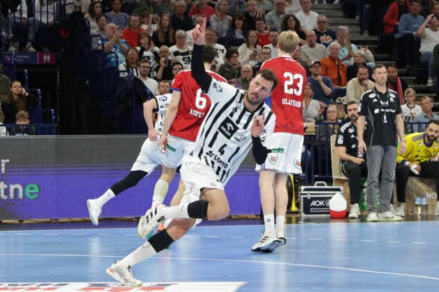 2026 04 12 xfsx Daikin HBL Handballl 1 Bundesliga Hamburger Sportverein Handball THW Kiel v l Domagoj Duvnjak THW Kiel ,4 celebrates his goal Copyright: HMBxMedia FernandoxSoares