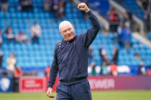 Germany Soccer 2 Bundesliga 2025 2026, 29 Matchday VfL Bochum vs Eintracht Braunschweig Vonovia Ruhrstadion Uwe Rösler Uwe Roesler Uwe Rosler Coach, VfL Bochum Joy, Emotions, Cheering, Gesture, Gesture, Emotion Copyright: xJOERANxSTEINSIEKx