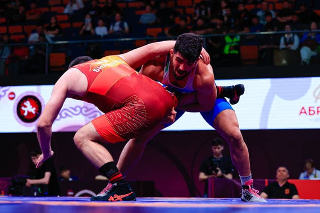 Senior Wrestling Asian Championships 92kg FS Mohammadmobin Gholamali Azimi IRI df Magomed Sharipov BRN Copyright: xKostadinxAndonovx xUnitedxWorldxWrestlingx Kostadin Andonov United World Wrestling