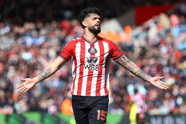 SUNDERLAND, ENGLAND, APRIL 12: Omar Alderete of Sunderland AFC reacts during a Premier League 2025-26 match between Sunderland and Tottenham Hotspur at Stadium of Light on April 12, 2026 in Sunderland, England. (Photo by Zach Forster Sports Press Photo) Copyright: xZachxForster SportsxPressxPhotox Sportspressphoto_SPR128065