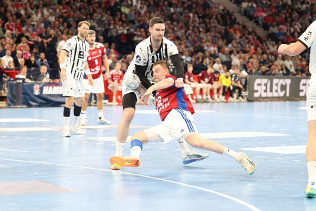 Handball Daikin Handball Bundesliga 2025 2026 Handball Sport Verein Hamburg vs THW Kiel Hendrik Pekeler Kiel , Moritz Sauter Hamburg , Barclays Arena Hamburg