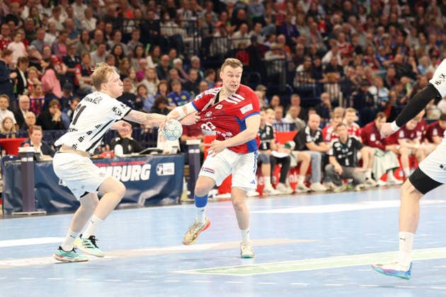 Handball Daikin Handball Bundesliga 2025 2026 Handball Sport Verein Hamburg vs THW Kiel Eric Johansson Kiel ,Moritz Sauter Hamburg , Barclays Arena Hamburg
