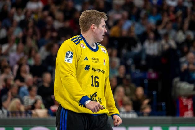 12 04 2026, xdobgx, Handball Daikin HBL, Handball Sport Verein Hamburg THW Kiel v l Robin Paulsen Haug Handball Sport Verein Hamburg, 16 Portrait, Portraet, single image