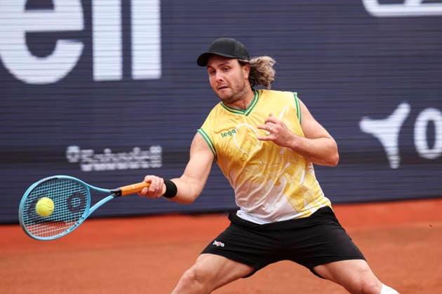 April 12, 2026, Barcelona, Barcelona, Spain: Marco Trungellitti of Argentina in action agaisnt Pedro Martinez of Spain in Qualifying match during the second day of the Barcelona Open Banc Sabadell 2026 at Real Club de Tenis Barcelona on April 12, 2026 in Barcelona, Spain. Barcelona Spain - ZUMAa181 20260412_zaa_a181_317 Copyright: xJavierxBorregox