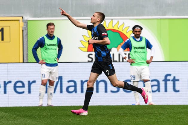 Torjubel - Torschütze Filip Bilbija (SC Paderborn,7) trifft zum 4-3 - 2. Fußball Bundesliga Saison 2025-2026 SC Paderborn vs. 1. FC Magdeburg in der Home Deluxe Arena in Paderborn - Aktion,Fußball,Mann,Männer,Deutschland,12.04.2026 *** Goalscorer Filip Bilbija SC Paderborn,7 scores to 4 3 2 Soccer Bundesliga Season 2025 2026 SC Paderborn vs 1 FC Magdeburg at the Home Deluxe Arena in Paderborn Action,Soccer,Man,Men,Germany,12 04 2026