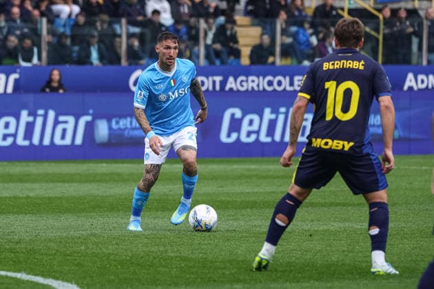 April 12, 2026, Parma: Napoli™s Matteo Politano in action during the italian soccer Serie A match between Parma Calcio 1913 vs SSC Napoli on april 12, 2026 at the Stadio Ennio Tardini in Parma, Italy. ANSA Soccer: Serie A; Parma Vs Napoli  - ZUMAa110 20260412_zaf_a110_016 Copyright: xLorenzoxCattanix