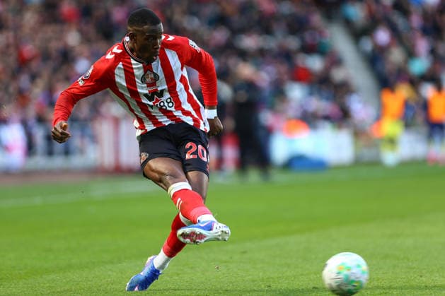 SUNDERLAND, ENGLAND, APRIL 12: Nordi Mukiele of Sunderland AFC crosses the ball during a Premier League 2025-26 match between Sunderland and Tottenham Hotspur at Stadium of Light on April 12, 2026 in Sunderland, England. (Photo by Zach Forster Sports Press Photo) Copyright: xZachxForster SportsxPressxPhotox Sportspressphoto_SPR128157