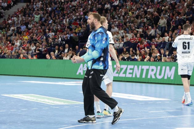 2026 04 12 xfsx Daikin HBL Handballl 1 Bundesliga Hamburger Sportverein Handball THW Kiel v l Goalkeeper Andreas Wolff THW Kiel ,33 cheering, cheering, cheering, cheering Copyright: HMBxMedia FernandoxSoares