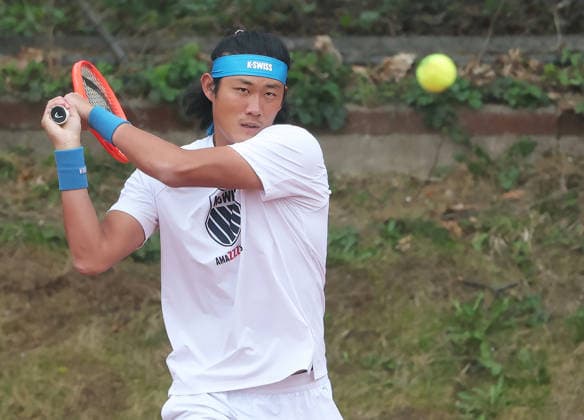 12 04 2026, BMW Open 2026, ATP Tour 500, MTTC Iphitos, Munich, Tennis, Sport, in the picture Zhang Zhizhen CHI