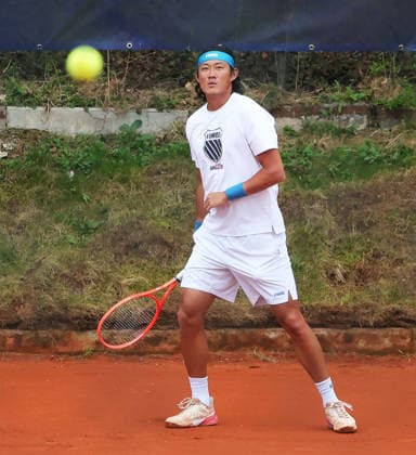 12 04 2026, BMW Open 2026, ATP Tour 500, MTTC Iphitos, Munich, Tennis, Sport, in the picture Zhang Zhizhen CHI