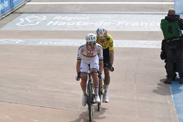 12-04-2026 Paris - Roubaix; 2026, Uae Emirates - Xrg; 2026, Visma - Lease A Bike; Pogacar, Tadej; Van Aert, Wout; Roubaix; 