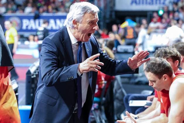 Head coach Svetislav Pesic FC Bayern Muenchen Basketball in action, gives instructions to the team, FC Bayern Muenchen Basketball vs Niners Chemnitz, easyCredit BBL, Basketball, Bundesliga, Men, Main Round, April 12, 2026 Muenchen Bayern Germany Copyright: xkolbert-press MartinxAgüerax