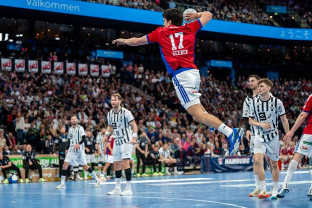 12 04 2026, xdobgx, Handball Daikin HBL, Handball Sport Verein Hamburg THW Kiel v l Kaj Geenen Handball Sport Verein Hamburg, 17 throwing, in action, throwing