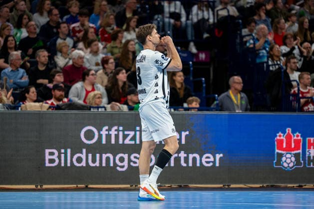 12 04 2026, xdobgx, Handball Daikin HBL, Handball Sport Verein Hamburg THW Kiel v l Rune Dahmke Kiel, 23 Jubel, Torjubel, jubelt ueber das Tor, celebrate the goal, celebration