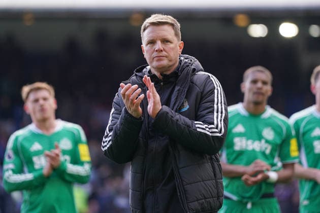 Crystal Palace v Newcastle United, Premier League Eddie Howe, Manager of Newcastle United looks dejected while clapping the fans after the Crystal Palace v Newcastle United Premier League match at Selhurst Park, London, England on 12 April 2026 Credit: Dylan Hepworth Every Second Media Editorial use only. All images are copyright Every Second Media Limited. No images may be reproduced without prior permission. All rights reserved. Premier League and Football League images are subject to licensing agreements with Football DataCo Limited. see https: www.football-dataco.com Copyright: xIMAGO EveryxSecondxMediax ESM-1906-0078 DylanxHepworthx xEveryxSecondxMediax