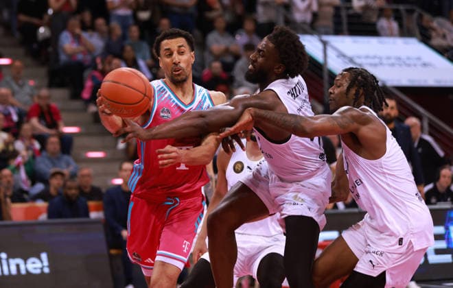 Joel Aminu Bonn vs Oluwasimisola Shittu Braunschweig and Josh Hawley Braunschweig , Bonn, Germany, 12 04 2026, Basketball Bundesliga, Matchday 29, Telekom Baskets Bonn vs Basketball Löwen Braunschweig