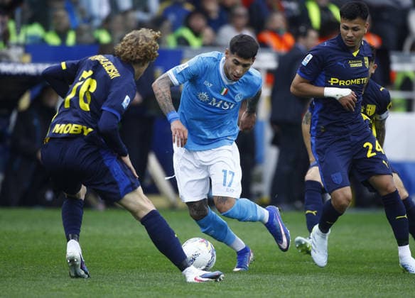 Napoli Mathias Olivera during the Serie A soccer match between Parma and Napoli at the Stadio Ennio Tardini di Parma, north west Italy - Domenica , 12 Aprile 2026. - Soccer .  Copyright: xAlbertoxMariani LaPressex
