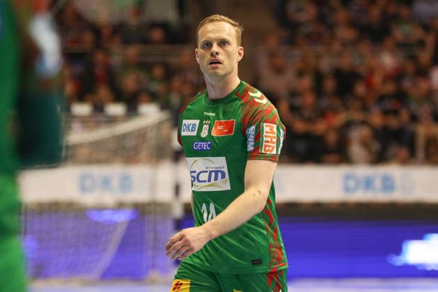 12 04 2026, xgox, Handball Daikin HBL SC Magdeburg HC Erlangen emspor, v l Omar Ingi Magnusson Magdeburg, 14 Magdeburg