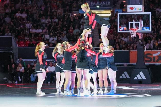 The cheerleaders in action during a break, FC Bayern Muenchen Basketball vs Niners Chemnitz, easyCredit BBL, Basketball, Bundesliga, Men, Main Round, April 12, 2026 Muenchen Bayern Germany Copyright: xkolbert-press MartinxAgüerax