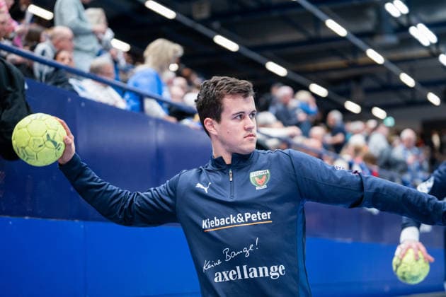TBV Lemgo Lippe GER vs Fuechse Berlin GER , Handball, Daikin Handball Bundesliga, 28 Matchday, 12 4 2026, Season 2025 2026, Lemgo Tim Freihoefer Fuechse Berlin, 20 at warm-up Lemgo Phoenix Contact Arena Germany