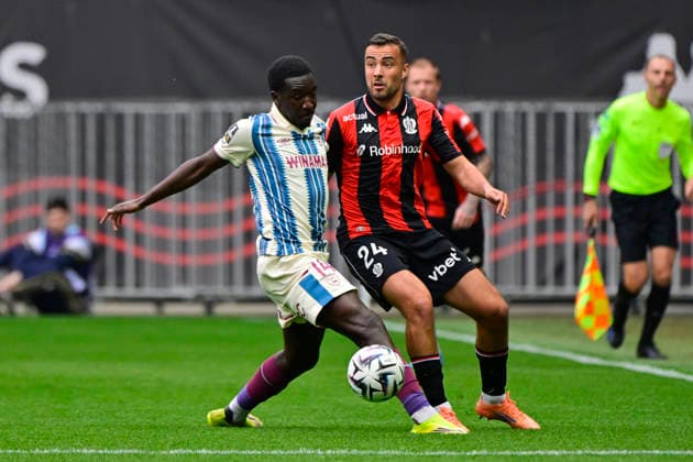 FOOTBALL : OGC Nice VS Le Havre AC - Ligue 1 McDonald s - 12 04 2026 Charles Vanhoutte (OGC Nice) - Ligue 1 McDonald™s match between OGC Nice and Le Havre Athletic Club on April 12, 2026 at the Allianz Riviera Stadium in Nice. NiceFrance  Copyright: xWilliamxCannarellax