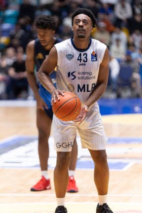 Basketball Bundesliga BBL, Frankfurt Skyliners vs MLP Academics Heidelberg, Süwag Energie Arena Frankfurt am Main 12 04 2026 Basketball Bundesliga BBL, Frankfurt am Main, Germany 12 04 2026 Eric Reed Jr MLP Academics Heidelberg, 43 at free throw, Basketball Bundesliga BBL, Game of Frankfurt Skyliners vs MLP Academics Heidelberg, Süwag Energie Arena Frankfurt am Main Copyright: xBEAUTIFULxSPORTS Freudensteinx