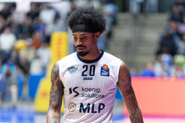 Basketball Bundesliga BBL, Frankfurt Skyliners vs MLP Academics Heidelberg, Süwag Energie Arena Frankfurt am Main 12 04 2026 Basketball Bundesliga BBL, Frankfurt am Main, Germany 12 04 2026 Michael Weathers MLP Academics Heidelberg, 20 Portrait, Basketball Bundesliga BBL, Match of Frankfurt Skyliners vs MLP Academics Heidelberg, Süwag Energie Arena Frankfurt am Main Copyright: xBEAUTIFULxSPORTS Freudensteinx