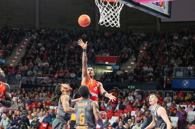 Xavier Rathan Mayes 4 FC Bayern Muenchen Basketball in action , FC Bayern Muenchen Basketball vs Niners Chemnitz, easyCredit BBL, Basketball, Bundesliga, Men, Main Round, April 12, 2026 Muenchen Bayern Germany Copyright: xkolbert-press MartinxAgüerax