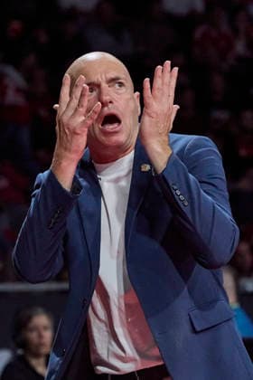 German Basketball Bundesliga BBL , FC Bayern Munich Basketball vs NINERS Chemnitz, Munich FC Bayern Basketball, NINERS Chemnitz, 2026 04 12 in Munich SAP Garden PASTORE Rodrigo NINERS Chemnitz Headcoach CHEHC sportworld Munich SAP Garden Bayern Germany
