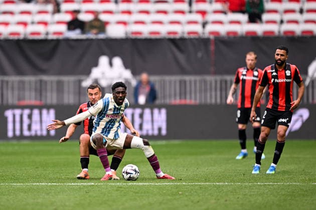 OGC Nice v Le Havre Athletic Club - Ligue 1 McDonald s 2025 2026 13 Fode DOUCOURE (hac) - 24 Charles VANHOUTTE (ogcn) during the Ligue 1 McDonald s match between Nice and Le Havre at Allianz Riviera on April 12, 2026 in Nice, France. Nice France  Copyright: xFEPx 776348349
