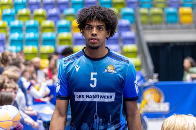 Basketball Bundesliga BBL, Frankfurt Skyliners vs. MLP Academics Heidelberg, Süwag Energie Arena Frankfurt am Main; 12.04.2026 Basketball Bundesliga BBL, Frankfurt am Main, Germany - 12.04.2026: Jamie Edoka (Frankfurt Skyliners, 5) nach dem Spiel, Porträt, Basketball Bundesliga BBL, Spiel der Frankfurt Skyliners vs. MLP Academics Heidelberg, Süwag Energie Arena Frankfurt am Main Copyright: xBEAUTIFULxSPORTS Freudensteinx