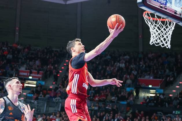 Vladimir Lucic 11 FC Bayern Muenchen Basketball , FC Bayern Muenchen Basketball vs Niners Chemnitz, easyCredit BBL, Basketball, Bundesliga, Men, Main Round, April 12, 2026 Muenchen Bayern Germany Copyright: xkolbert-press MartinxAgüerax